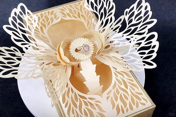 Luxurious 3D Pop-Up Gift Box