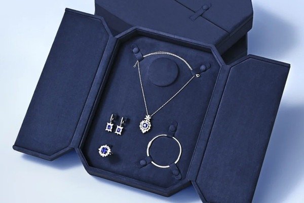 Custom jewelry box inserts for ring earring necklace and bracelet packaging Custom jewelry box inserts for ring, earring, necklace, and bracelet packaging