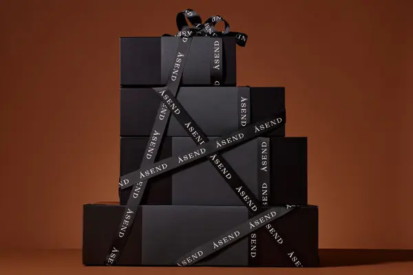 different cosmetic box styles for skincare and makeup packaging